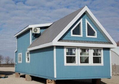 Blue Clear Lake Mini Home